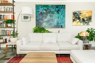 This stunning 3 BR 2.5 Bathroom Hollywood Regency Style home - photo 8