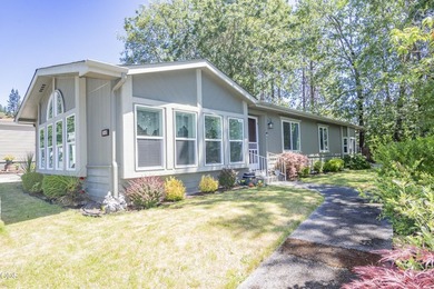 Sounds of water graces this Creek Front Home in Highland Heights - photo 1