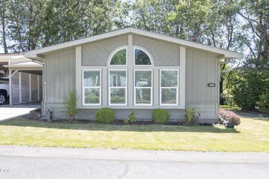 Sounds of water graces this Creek Front Home in Highland Heights - photo 2