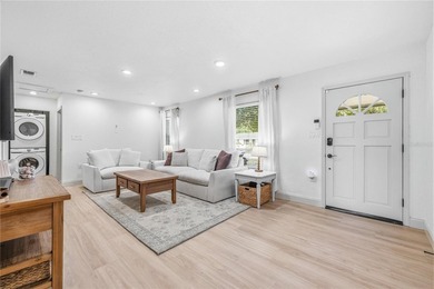 Virtually Staged. Tampa living awaits in this beautifully - photo 3