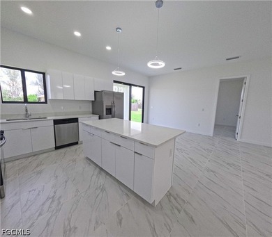 New Construction in Cape Coral! Beautiful single-family home - photo 6