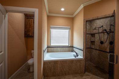 Welcome home to this charming retreat tucked into an established - photo 16