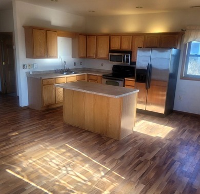Located near Lake Winnebago with water views, this ranch - photo 8