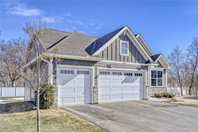 Little Green Lake Townhome/Townhouse For Sale in Chisago City Minnesota