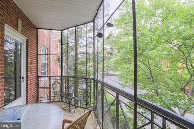 Bright and spacious condo in a luxury building offering over 2 - photo 22