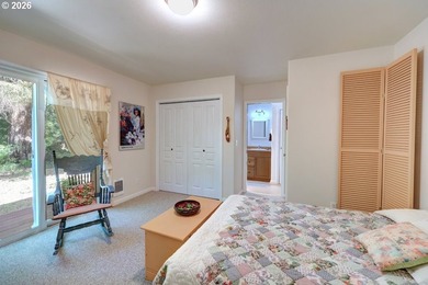 Secluded yet close to the Beach! Bright, light and airy two - photo 22