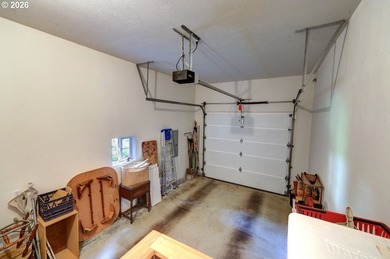 Secluded yet close to the Beach! Bright, light and airy two - photo 32