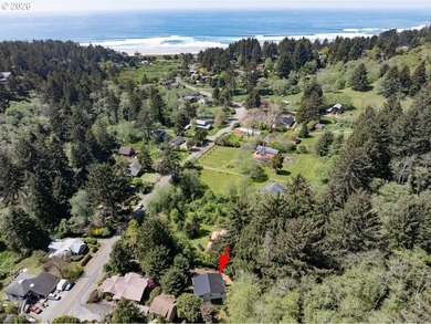 Secluded yet close to the Beach! Bright, light and airy two - photo 37