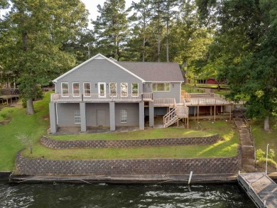 Lake Home For Sale in Muscle Shoals, Alabama