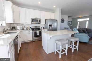 Wake up to breathtaking, mile long views of the St. Mary's River - photo 42