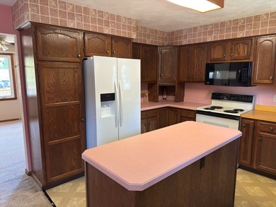 Move your family into this clean crisp Ranch home in the