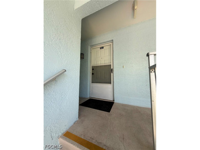 Beautiful 2-bedroom, 2-bathroom condo located on the second - photo 6