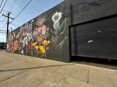 FANTASTIC LOCATION!!! One block east of CA 110 fwy, just blocks - photo 5