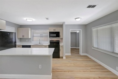 *** WELL CARED FOR WITH MANY RECENT UPDATES IN THIS 3 BED 2 BATH - photo 8