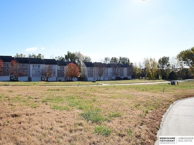 Rare opportunity in established NW area. 58 Villa/Condos style - photo 12