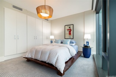 Elegant large 2Bd 2Ba 1704 SqFt favored 02 unit in the Luxurious - photo 14
