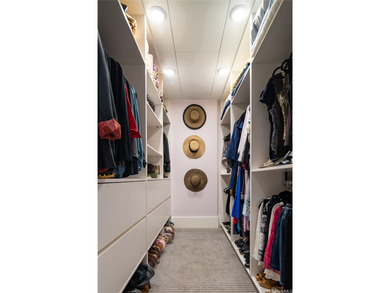 Elegant large 2Bd 2Ba 1704 SqFt favored 02 unit in the Luxurious - photo 16