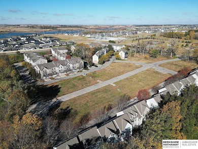 Rare opportunity in established NW area. 58 Villa/Condos style - photo 17