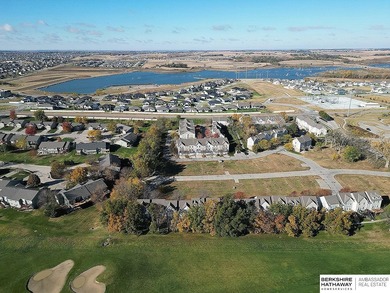 Rare opportunity in established NW area. 58 Villa/Condos style - photo 18