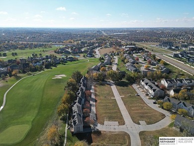 Rare opportunity in established NW area. 58 Villa/Condos style - photo 22