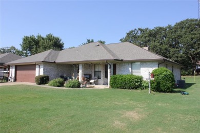 Lake Home For Sale in Lake Kiowa, Texas