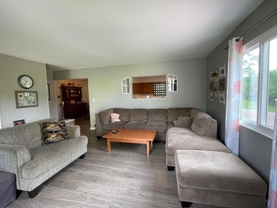 Nestled in the heart of the scenic Hocking Hills region, this - photo 8