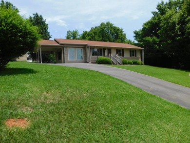Hiwassee River Home For Sale in Calhoun Tennessee
