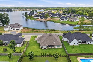 Luxury single-story brick home in The Pointe phase of the gated - photo 3