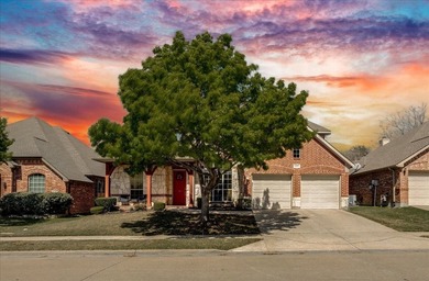 Nestled in the highly sought-after Woodbridge golf course - photo 3