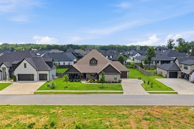 Luxury single-story brick home in The Pointe phase of the gated - photo 5
