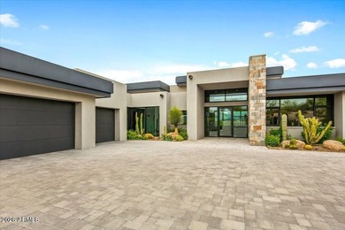 This clean-line contemporary residence is set on a private 1 - photo 2