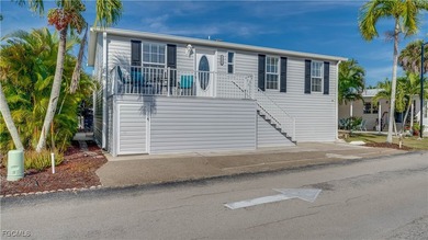 Welcome home to America Outdoors! An active, gated community - photo 3
