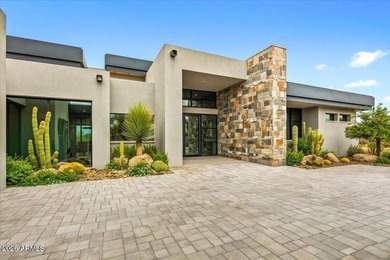 This clean-line contemporary residence is set on a private 1 - photo 4