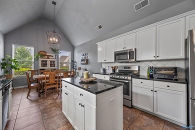 Nestled in Huntsville's resort-style Lake Forest community, this - photo 8