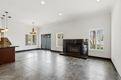 Sensational opportunity! Ideally located at the end of a quiet - photo 12