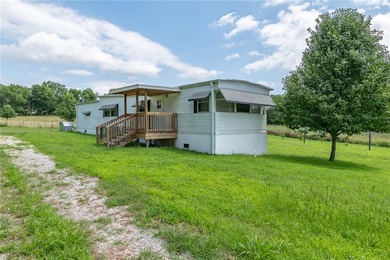 Discover the perfect blend of country privacy and town - photo 14