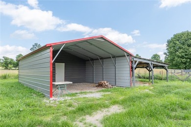 Discover the perfect blend of country privacy and town - photo 18