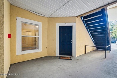 Move-in ready 2BR/2BA first-floor condo in gated Willow Ridge! - photo 9
