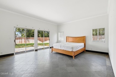 Sensational opportunity! Ideally located at the end of a quiet - photo 20
