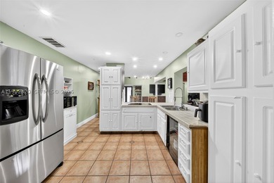 Located in the highly sought-after community of The Crossings - photo 26