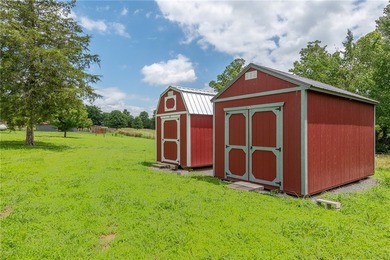 Discover the perfect blend of country privacy and town - photo 27