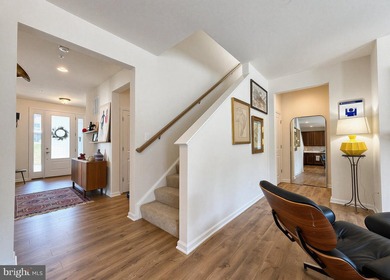 Gorgeous Leyland Park Rambler w/loft is move-in ready for you! - photo 38