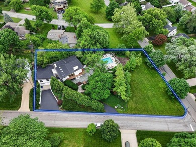 A South of Lane stunner- 1980 Hillside Drive is unlike any home - photo 4
