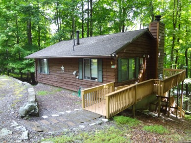 Lake Wallenpaupack Home Sale Pending in Lake Ariel Pennsylvania