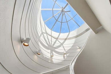 Architect-owned dual-level penthouse offers a serene retreat - photo 10