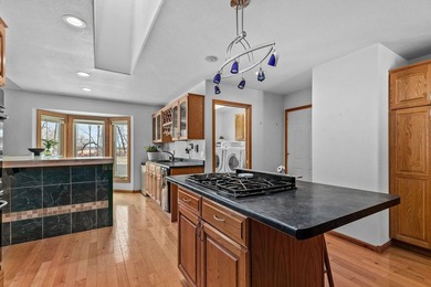 Why buy a place up north when you can live the lake lifestyle - photo 8