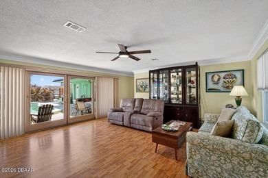 Live the ultimate coastal boating lifestyle in this beautifully - photo 5