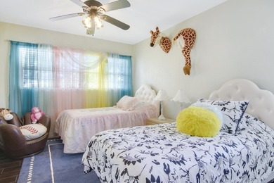 Welcome to this charming 4-bedroom, 2-bathroom home that - photo 12