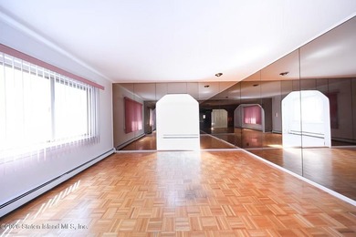 Located in Little Neck, Queens and situated on huge 20x172 lot - photo 14