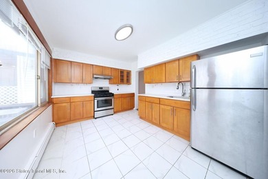 Located in Little Neck, Queens and situated on huge 20x172 lot - photo 18